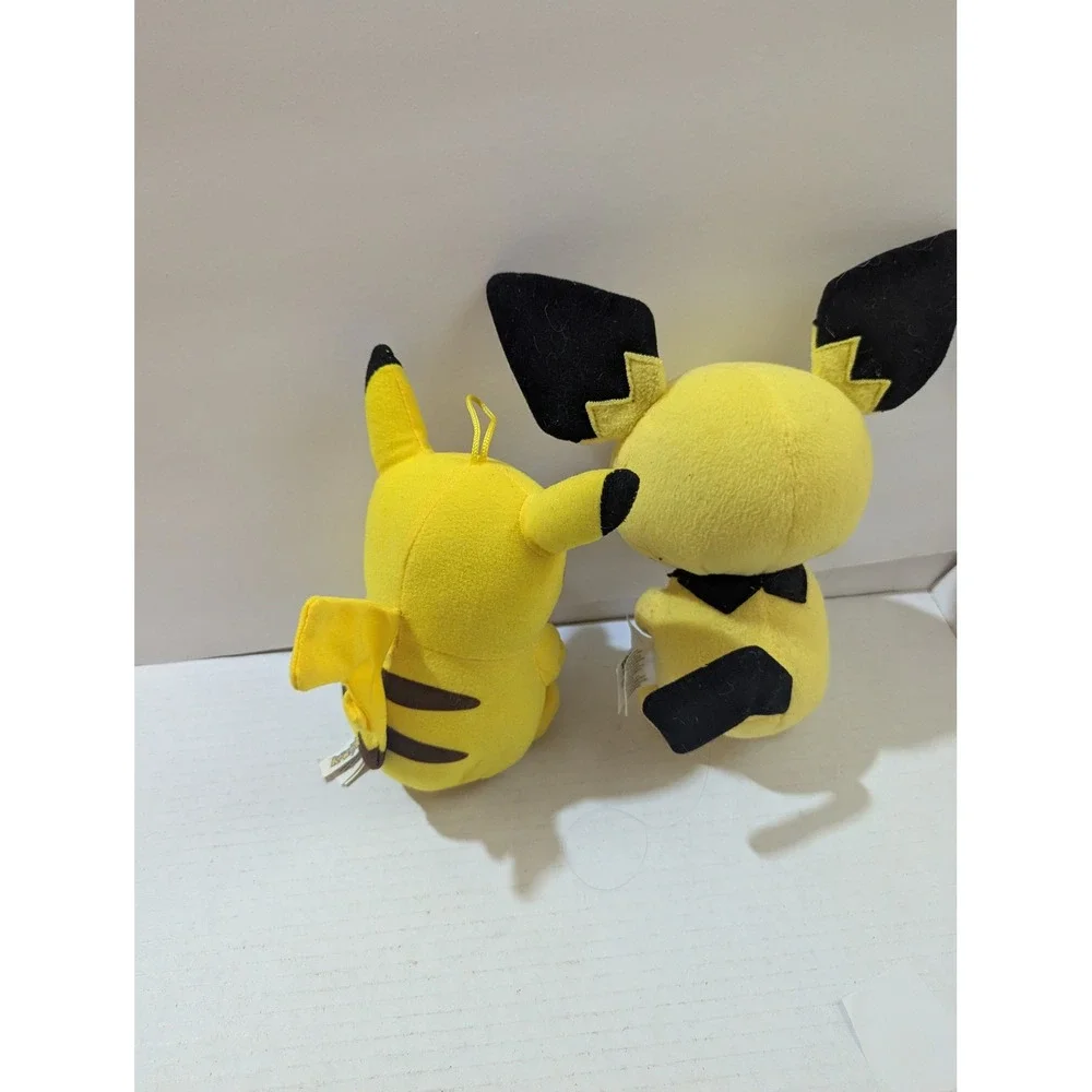 Pokemon TOMY Pikachu and Pichu Plush‎ Stuffed Animal Set Yellow 6-8 Inch